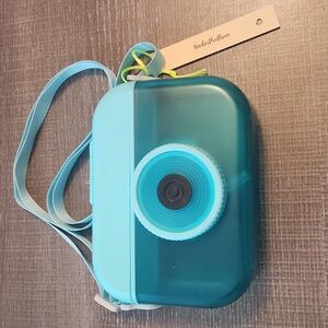 Fun Blue Camera Cup with Strap, New With Tag!